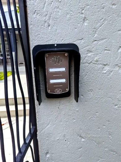 Intercom 2